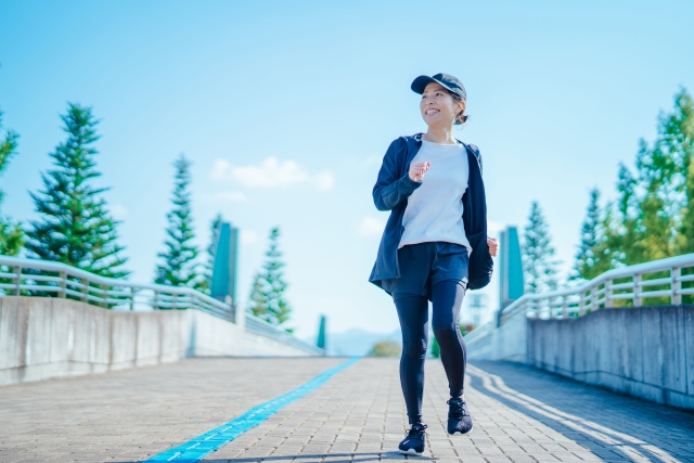 膝痛が改善するとウォーキングも楽しめます